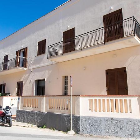 La Farfalla Favignana Bagian luar foto